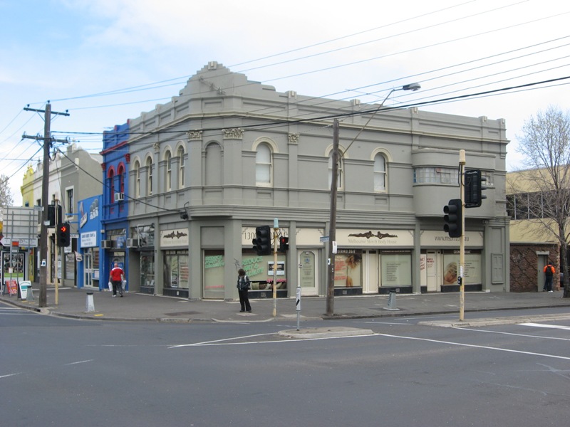 MAIN ROAD CORNER SITE Picture 1