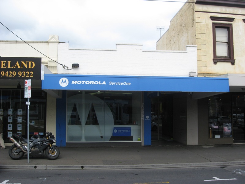 BRIDGE ROAD SHOWROOM OPPORTUNITY Picture 1