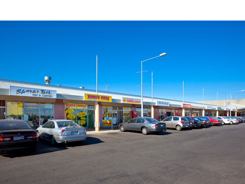Capture the buyers from Ardeer Shopping Centre and COLES Supermarket Picture 2