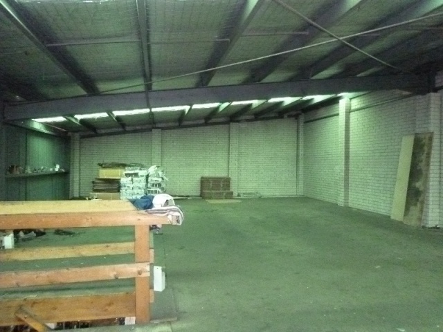 WAREHOUSE FACILITY Picture 3