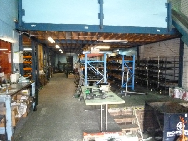 WAREHOUSE FACILITY Picture 2