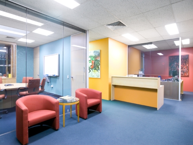 PARTITIONED OFFICE Picture 2