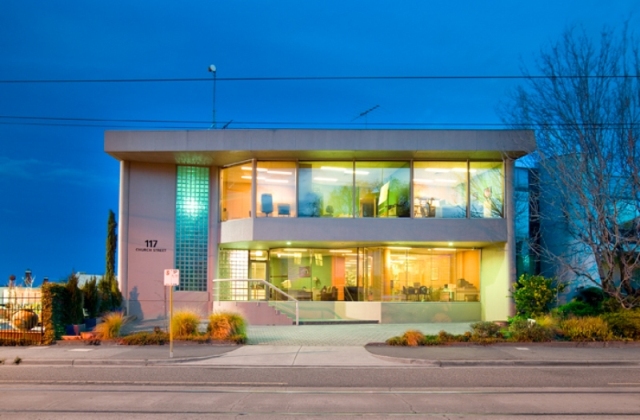 PARTITIONED OFFICE Picture 1