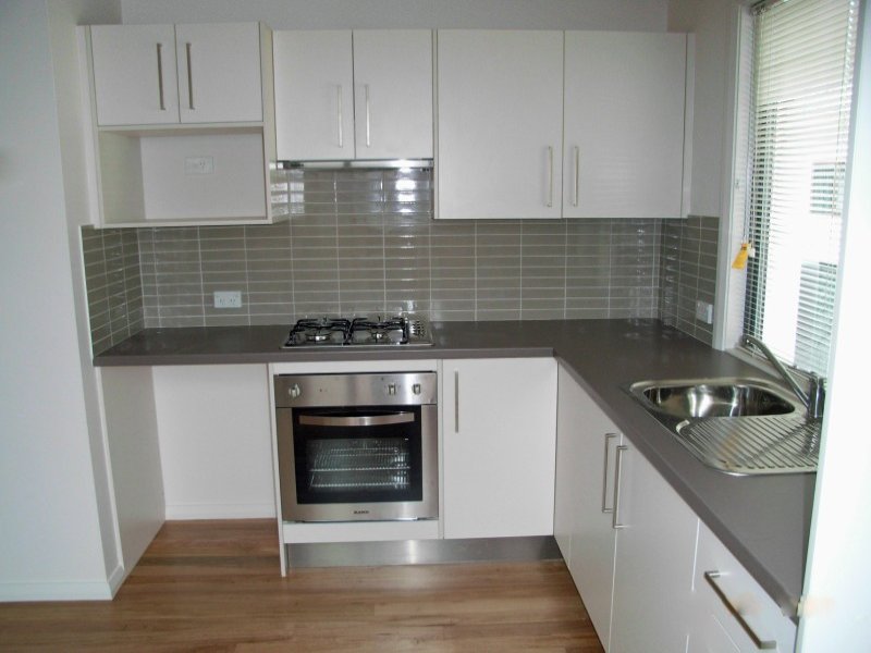 BRAND NEW OWNER WANTS SALE ON THIS RELOCATABLE HOME IN REDHEAD Picture 2