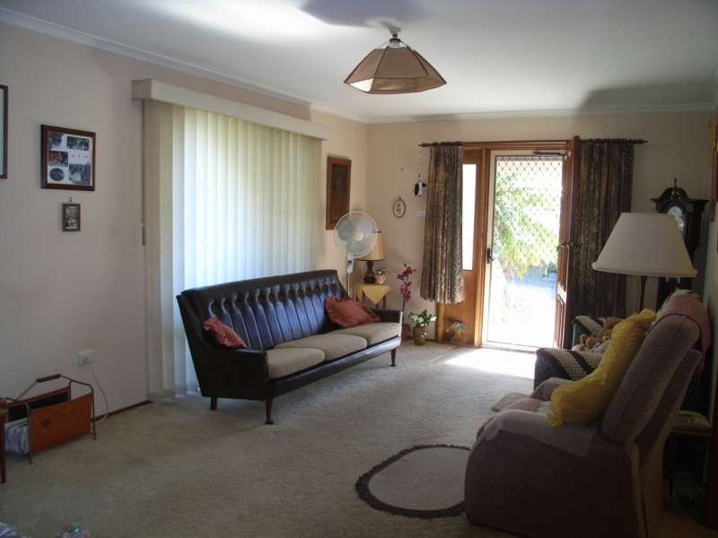 LIFESTYLE CHANGE IN SEASIDE VILLAGE IN REDHEAD-REDUCED PRICE Picture 2