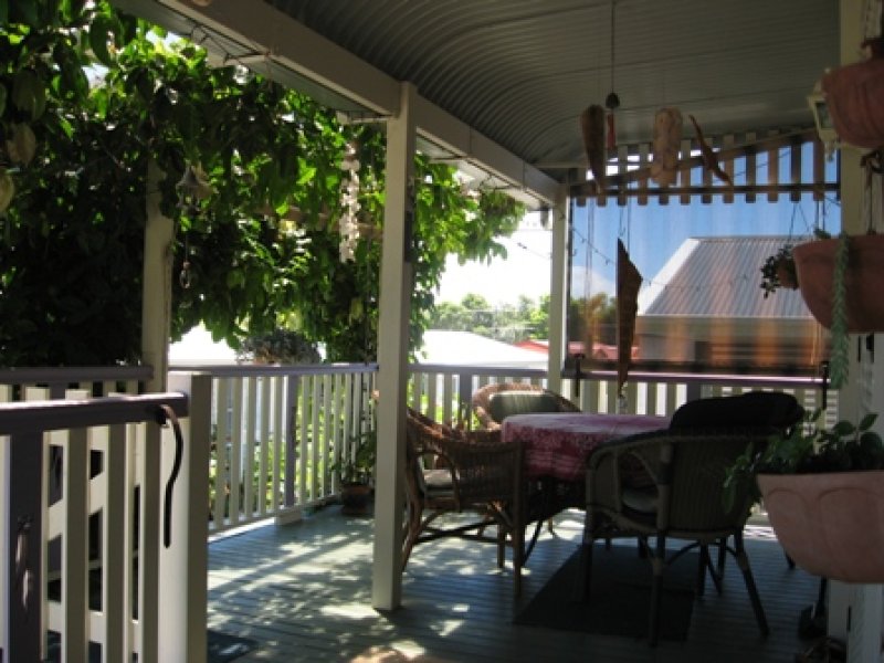 Lovingly Presented & Delightful Home Just For You Picture 3