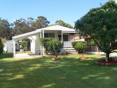 NEWLY RENOVATED 2 BEDROOM HOME Picture