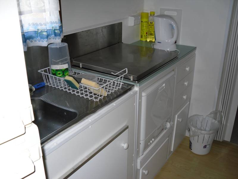 SQUARE LINE VAN & FIXED ANNEXE Picture 2