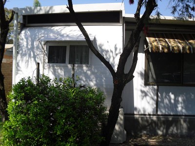 SQUARE LINE VAN & FIXED ANNEXE Picture SQUARE LINE VAN & FIXED ANNEXE Picture