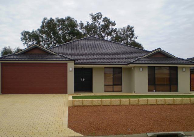 Executive family home Picture 1