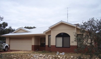 CLEAN COUNTRY LIVING Picture