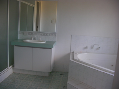 CLEAN COUNTRY LIVING Picture 3