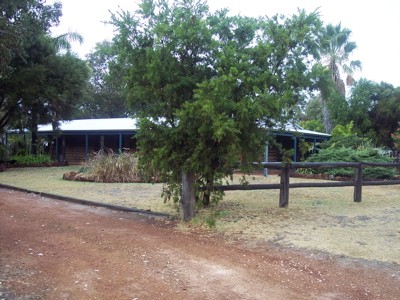 Country Charm Picture