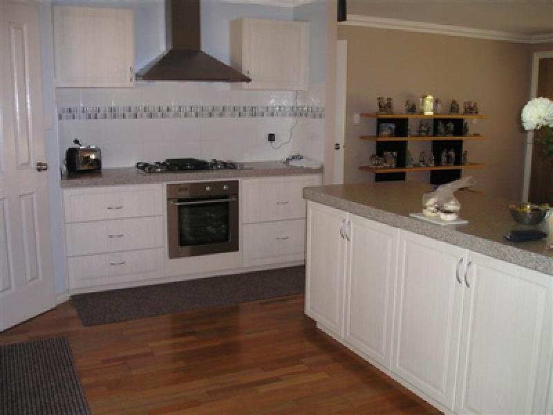 COUNTRY LIFESTYLE ON 2 HECTARES Picture 2