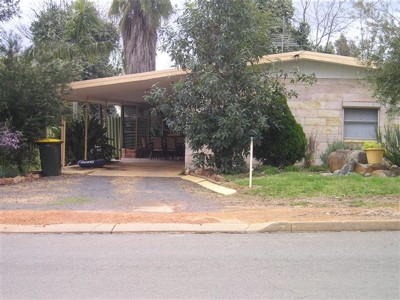 FANTASTIC LOCATION Picture