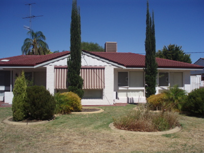 GREAT PRICE FOR TOWN LOCATION Picture 1