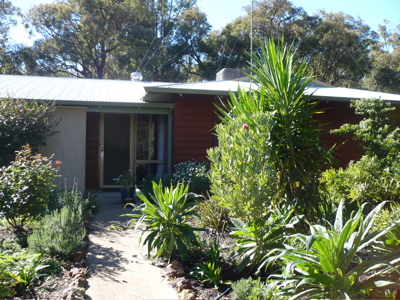 LOCATION, LOCATION Picture 2