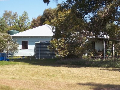 PINJARRA FOOTHILLS - PINJARRA EAST Picture