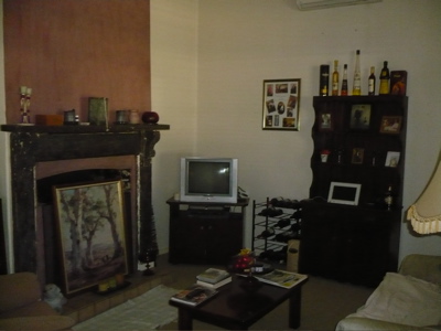 QUAINT COTTAGE MILL HOME Picture 3