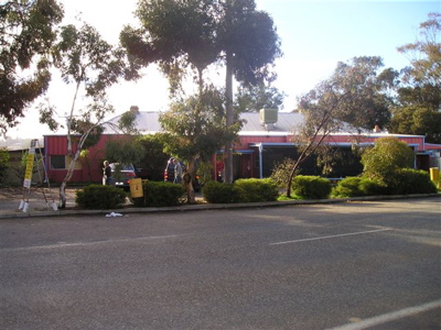 WANDERING TAVERN FREEHOLD Picture 1