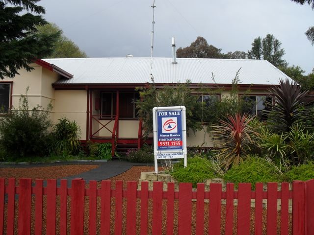 SUPERB LOCATION Picture 1