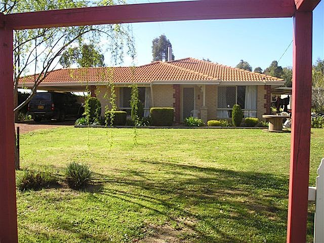 BEST VALUE STREET Picture 1