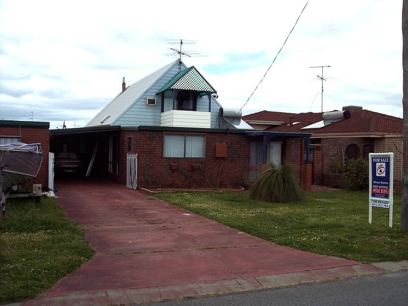 GREAT HOLIDAY HOME Picture 2