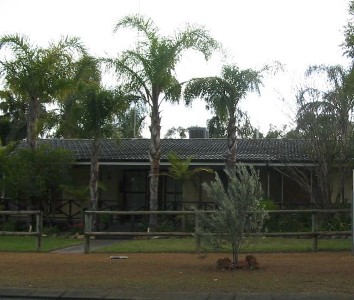 Lovely home in centre of town Picture Lovely home in centre of town Picture