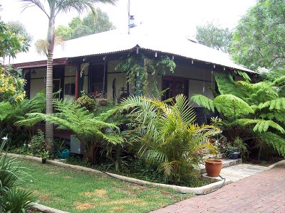 COTTAGE CHARM - 1692sqm - R15 Picture