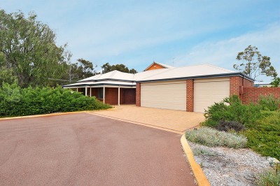 RAVENSWOOD RARITY Picture RAVENSWOOD RARITY Picture