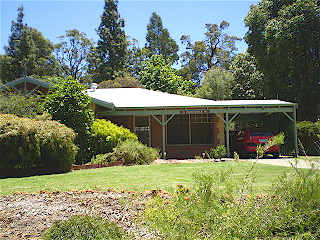 Family home in quiet location Picture 2