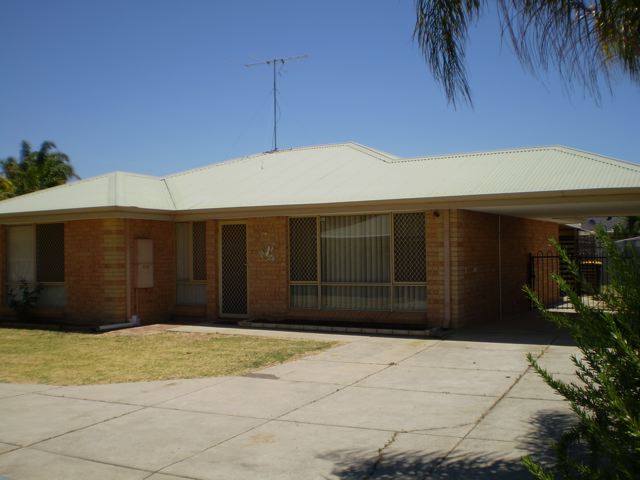 Unit in quiet complex Picture 1