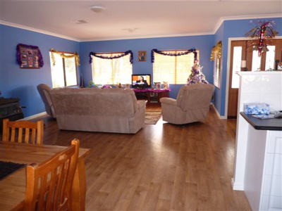 COUNTRY RETREAT Picture 3