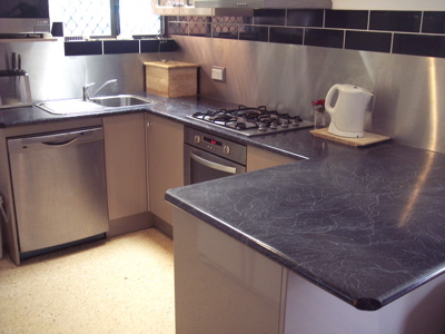 4 BEDROOM HOME Picture 2