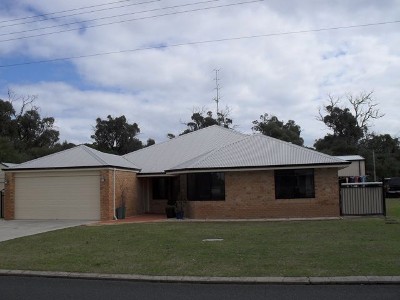 Large family home - BREAK LEASE Picture