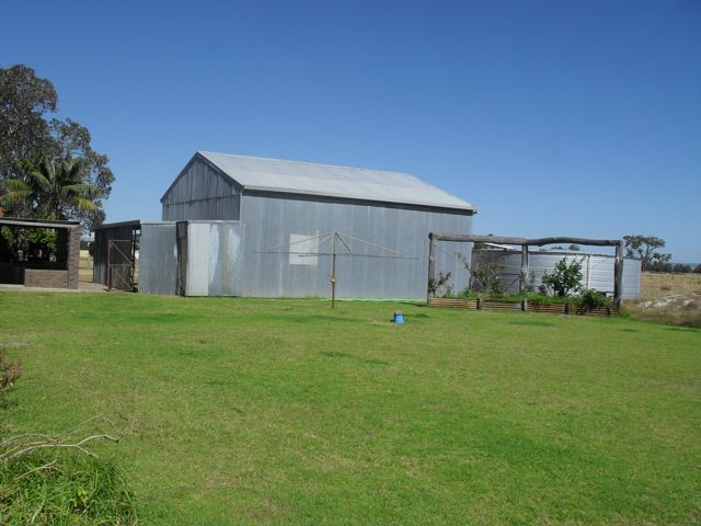 Family home on Acreage Picture 2