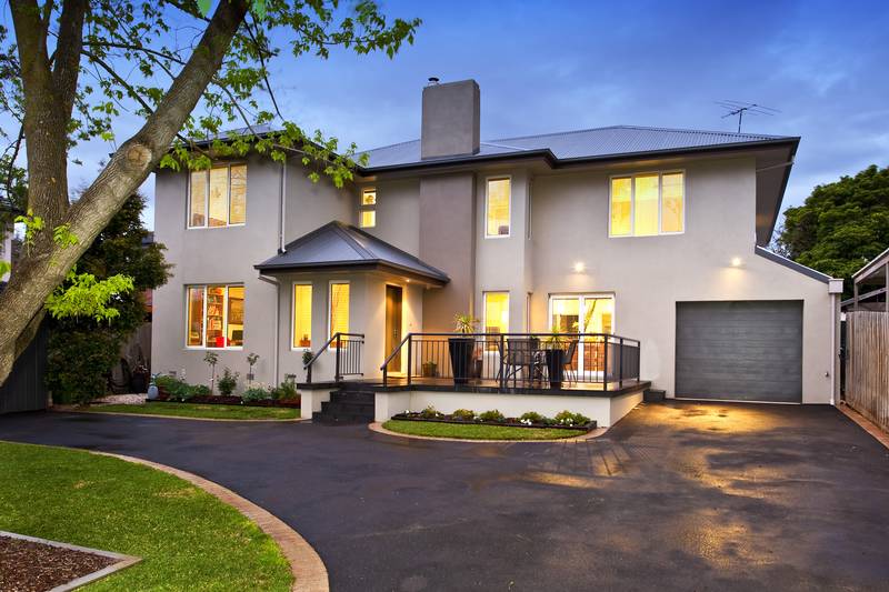 The best home in Watsonia! Picture 1