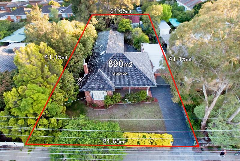 Hop Step and Jump! Picture 1