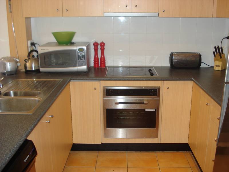 New Yorker with Indoor & Outdoor Entertaining Picture 3