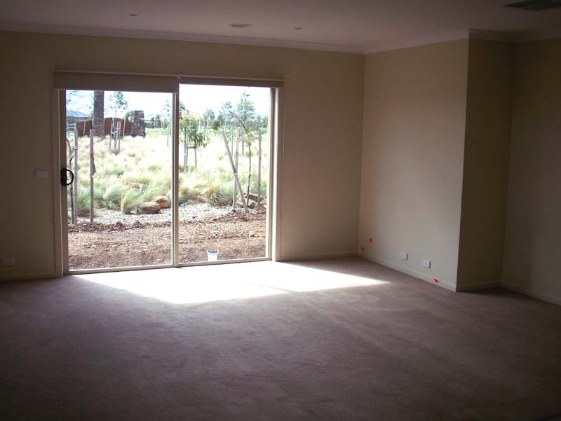 Brand New & Waiting for You! Picture 3