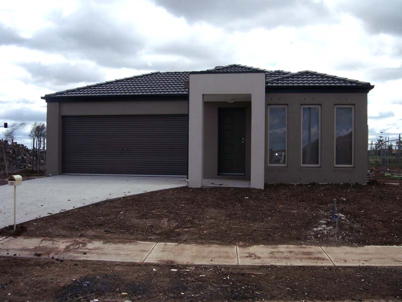 Brand New & Waiting for You! Picture 1