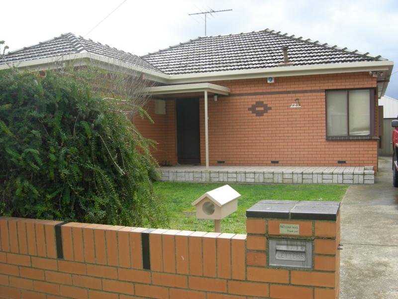 Great Location, Close to Public Transport, Shopping Facilities & Schools. Picture 1