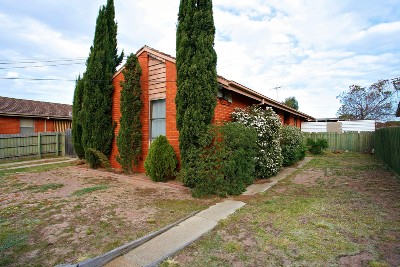 Comfortable Home on An Excellent Allotment Picture