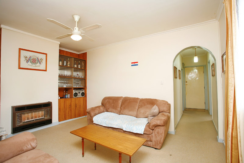 Original Weatherboard Home In This Prized Location Picture 2