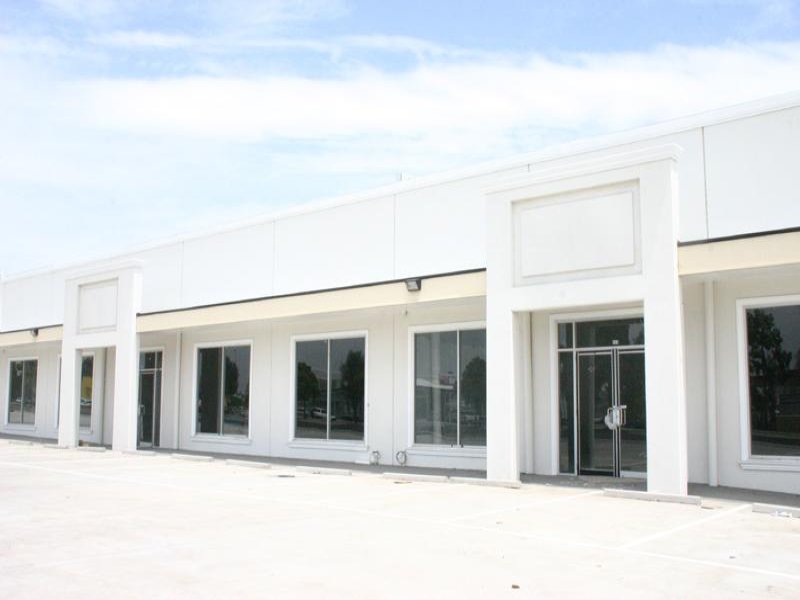 NEW HIGH PROFILE SHOWROOM/WAREHOUSE IN EXCELLENT TRADE LOCATION Picture 3