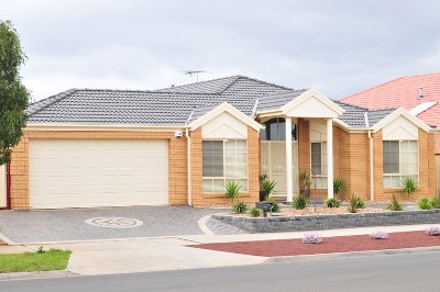 Contemporary Living At It's Best. Picture