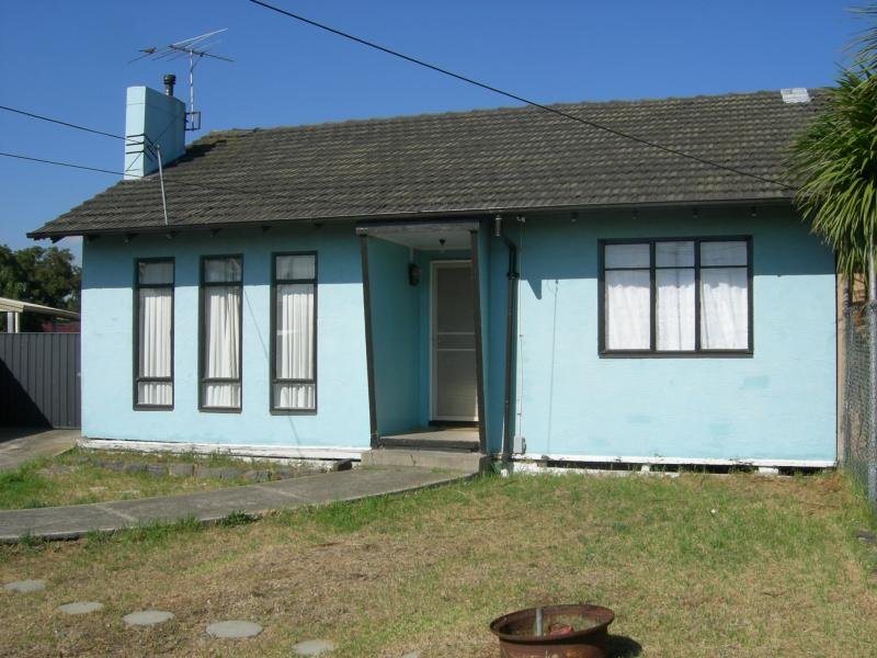 Close to Schools and Public Transport Picture 1