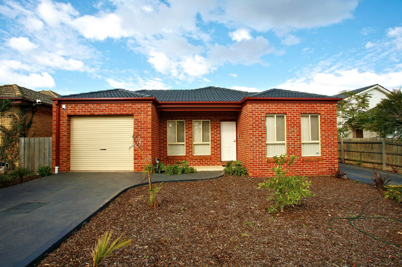 Ultra Modern Living Picture 1