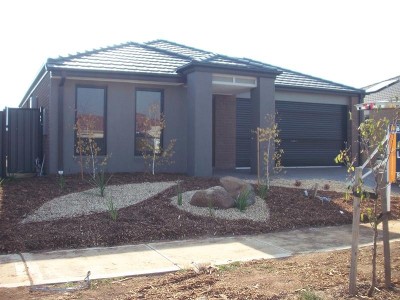 Family Living with room to move! Picture