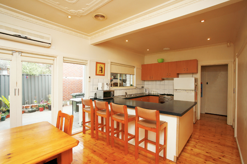 Renovated and Incredibly Central Picture 2